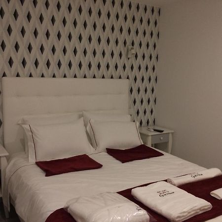 Isis Guest House Braga Bagian luar foto