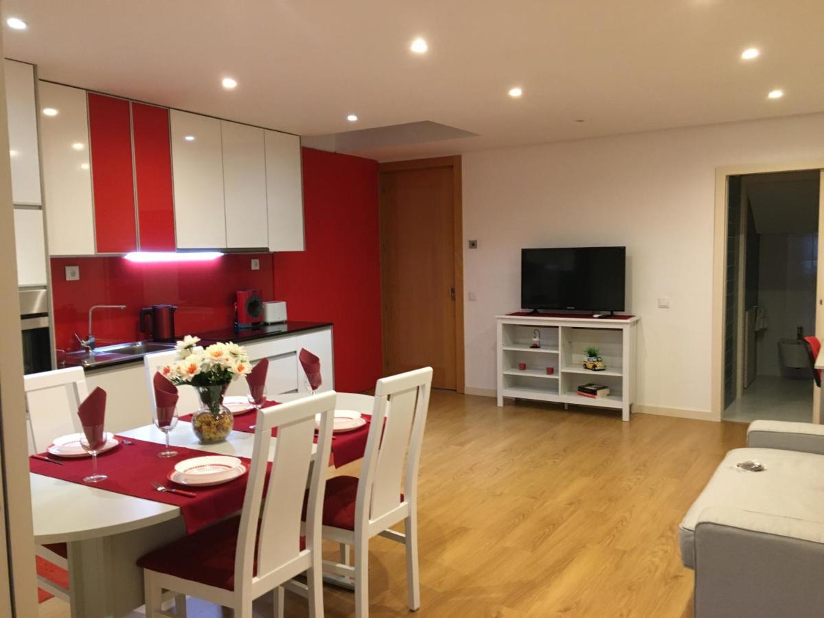 Isis Guest House Braga Bagian luar foto