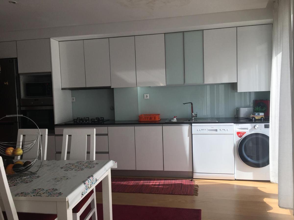 Isis Guest House Braga Bagian luar foto