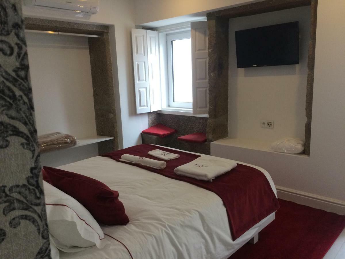 Isis Guest House Braga Bagian luar foto
